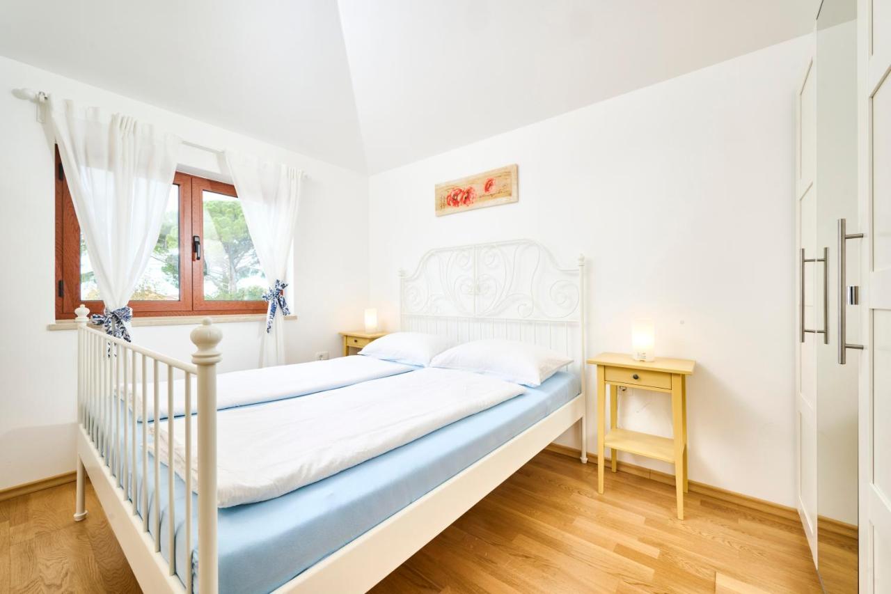 Elia Apartments Savudrija Ngoại thất bức ảnh